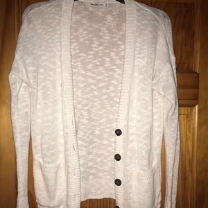 White Abercrombie Cardigan (in great condition)
